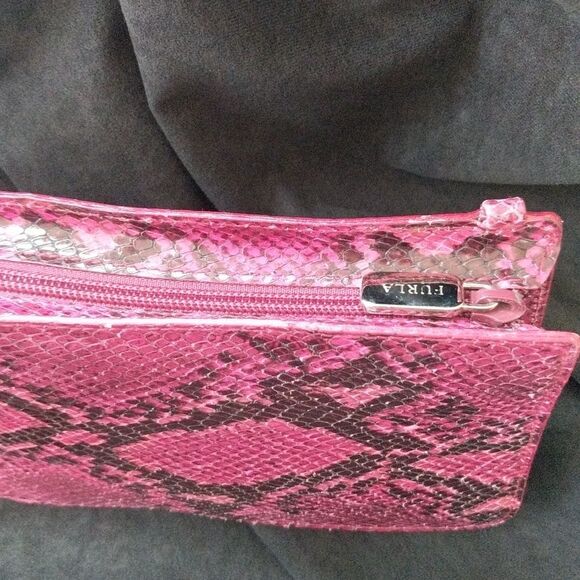 Furla Vintage  Small 💗Pink Snake Skin Purse - Picture 11 of 15